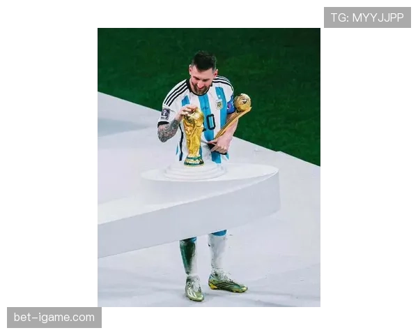 梅西闪耀世界杯，率阿根廷夺冠再创历史辉煌