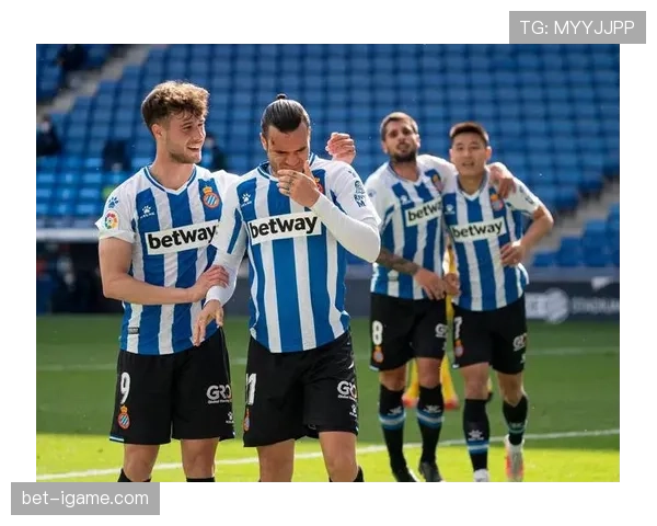 西甲新赛季阵容揭晓，群雄逐鹿争冠形势空前激烈