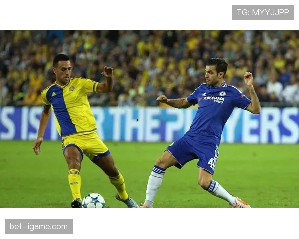 布泽尔突破篮下效率提升明显 拉开队内攻防差距